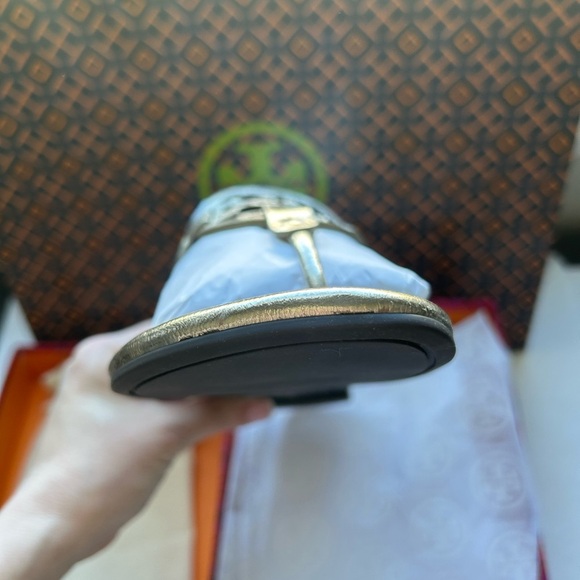 Tory Burch Miller Soft Metallic Wrinkled Leather Sandals Size 9 - Picture 8 of 12
